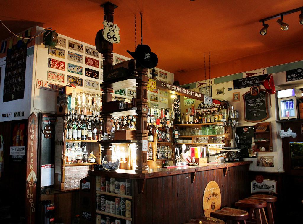 Alfa & Whisky Pub Gasthof
